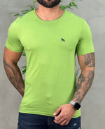 Camiseta Verde Hortelã Casual Masculina Wolf Brush - Acostamento