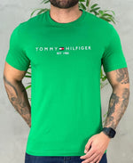 Camiseta Verde Masculina Est. 1985 - Tommy Hilfiger