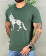 Camiseta Verde Nativo Casual Masculina Wolf Guitar - Acostamento