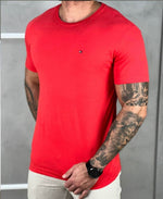 Camiseta Vermelha Masculina Com Logo No Peito - Tommy Hilfiger