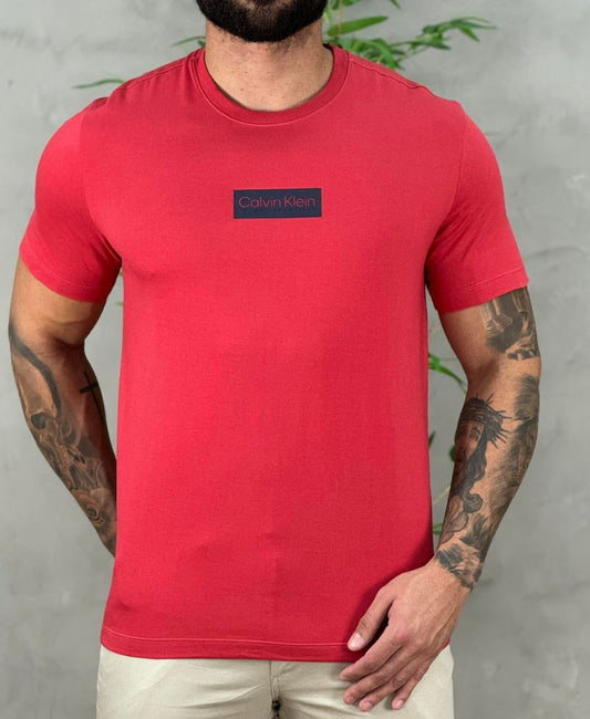 Camiseta Vermelha Masculina Logo Retângulo - Calvin Klein