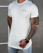 Camiseta Off White Refletida Masculina Com Logo Da Marca No Peito - Impose Trends