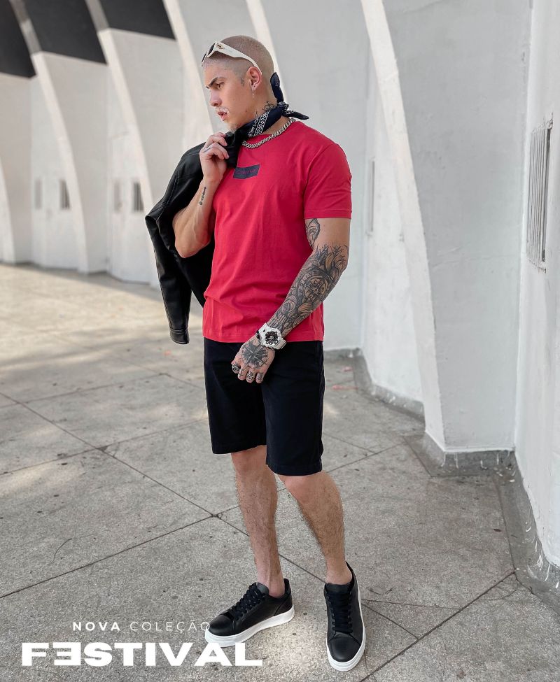 Camiseta Vermelha Masculina Logo Retângulo - Calvin Klein