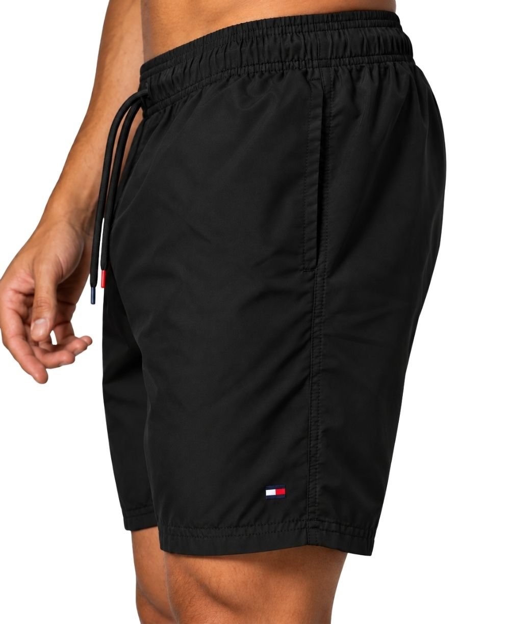 Shorts de Banho Preto Essential com Bandeira - Tommy Hilfiger