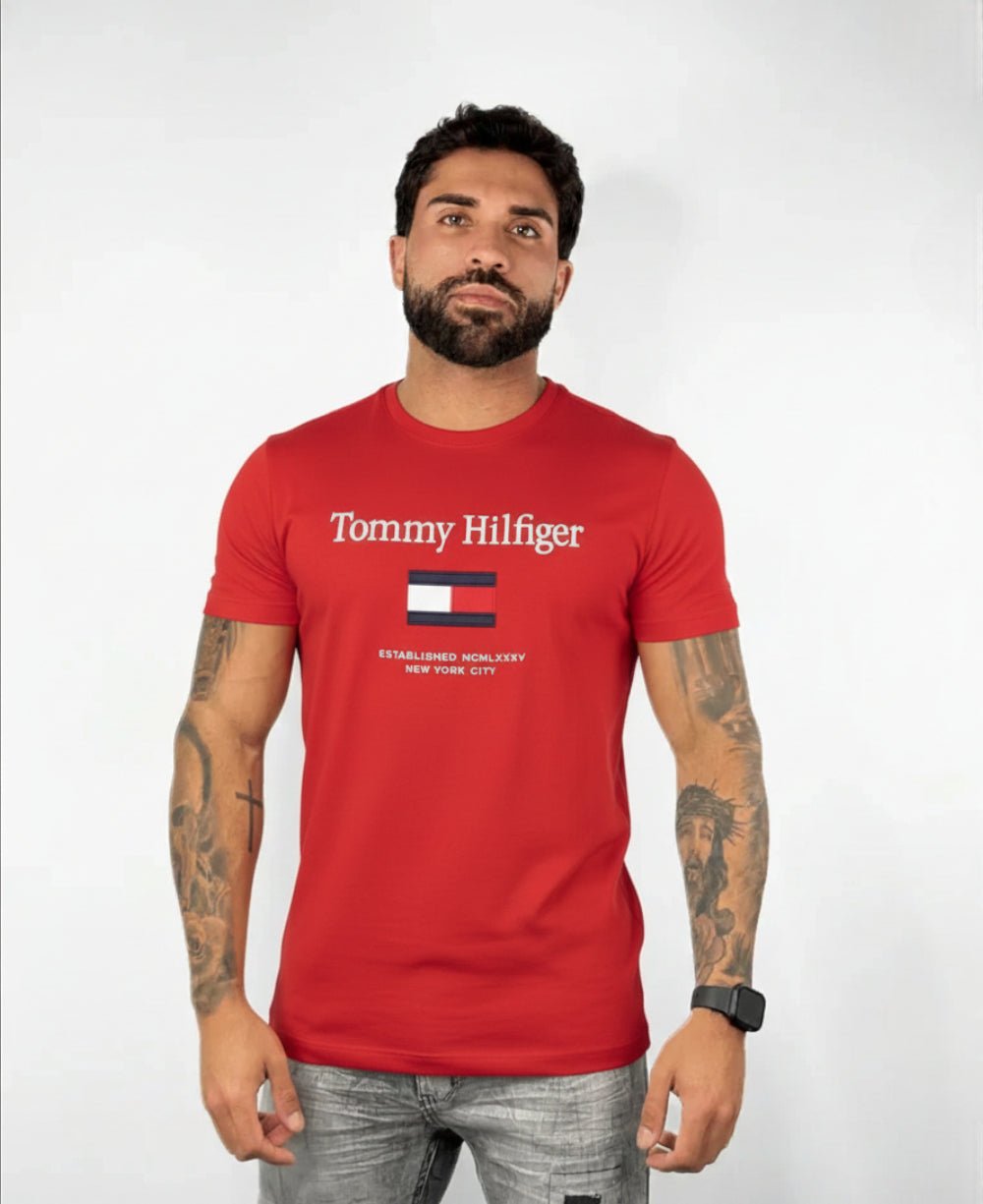 Camiseta Embro Flag Tee Vermelha - Tommy Hilfigier