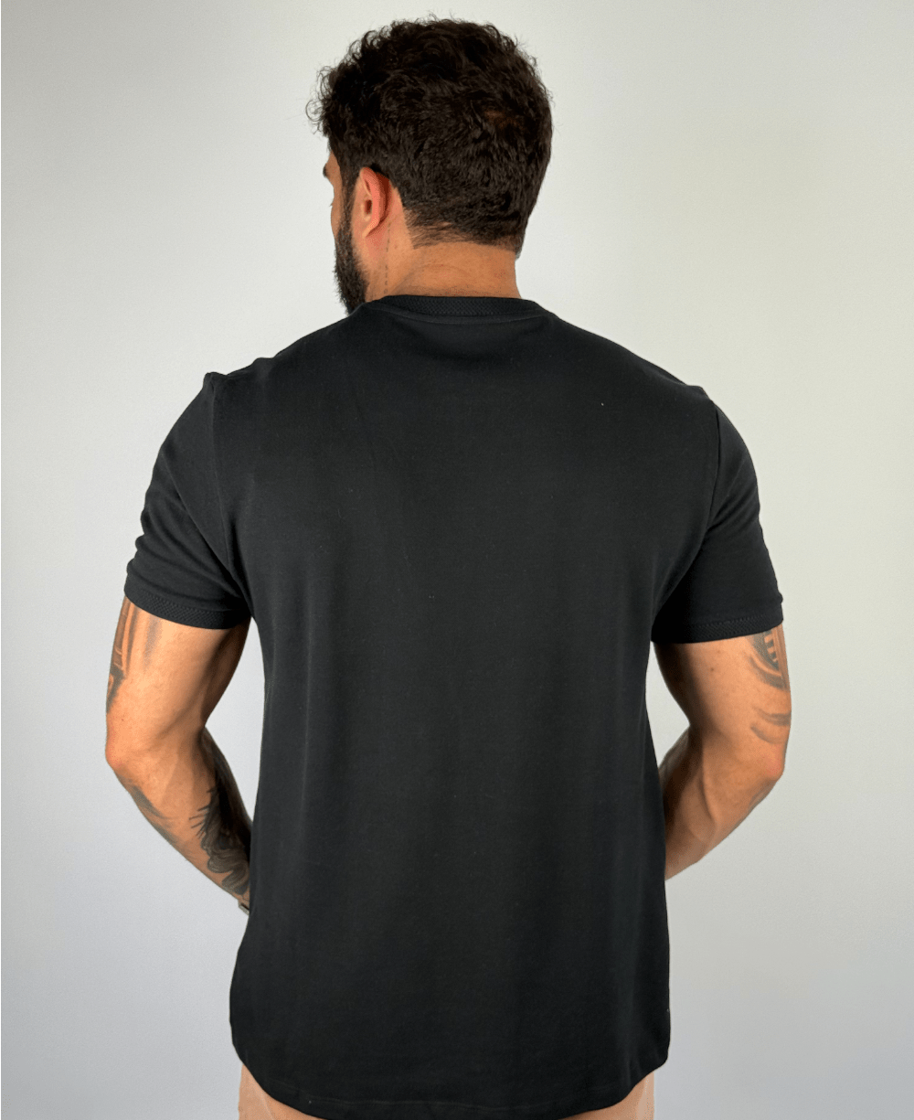 Camiseta Piquet Gola Textura Malha Regular Preto - Aramis