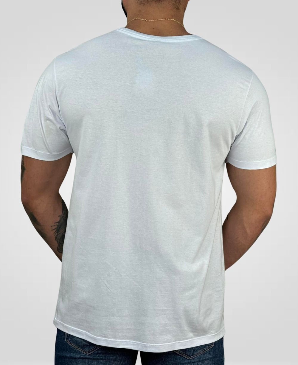 Camiseta Branco Masculina Com Relevo No Peito - John John