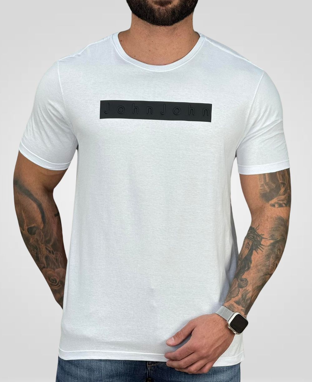 Camiseta Branco Masculina Com Relevo No Peito - John John