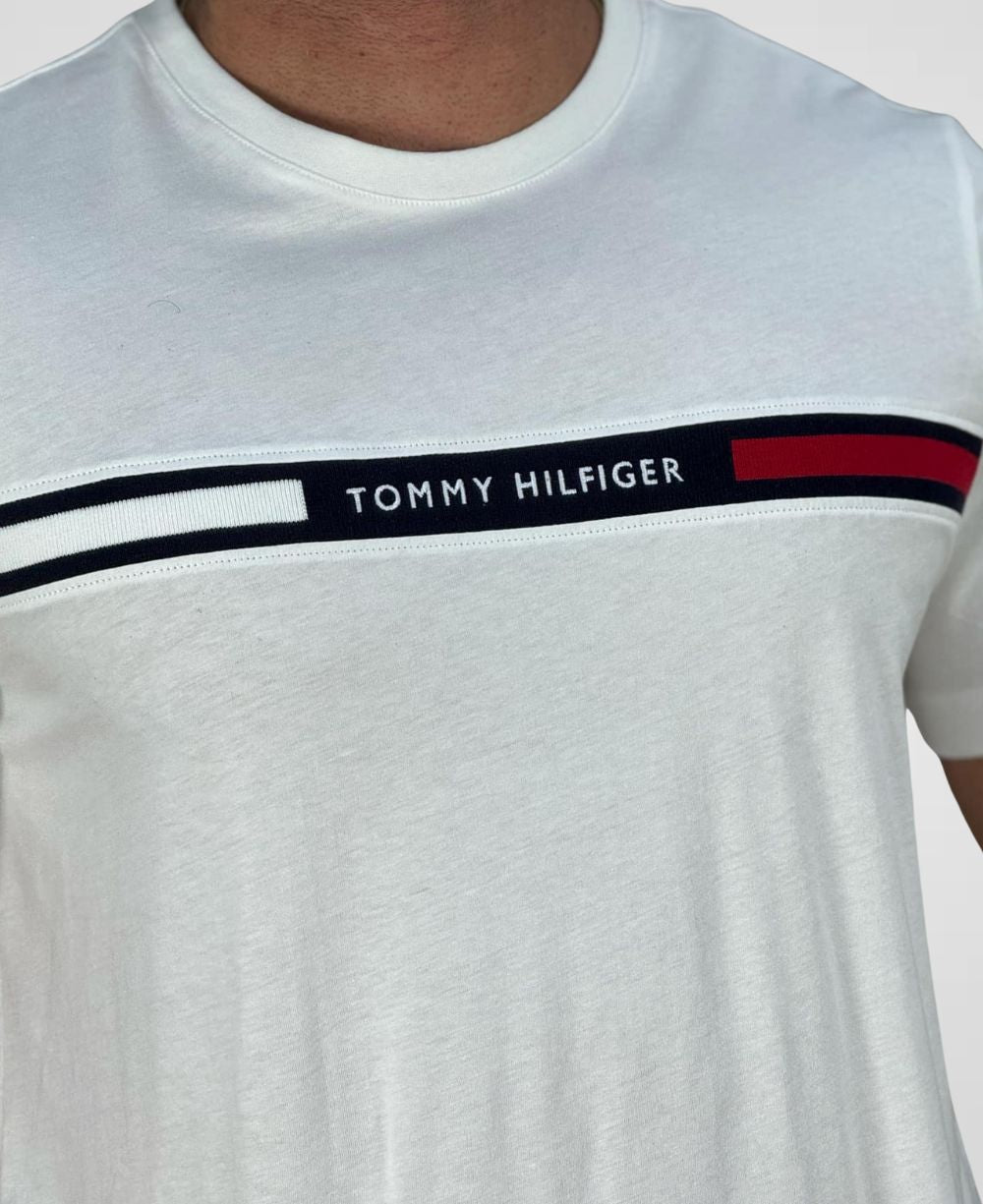 Camiseta Branca Masculina Chest Insert Tee - Tommy Hilfiger