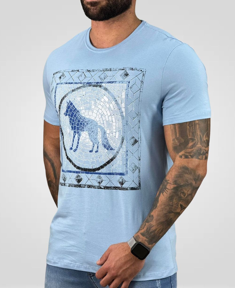 Camiseta Azul Sky Casual Masculina String Art - Acostamento