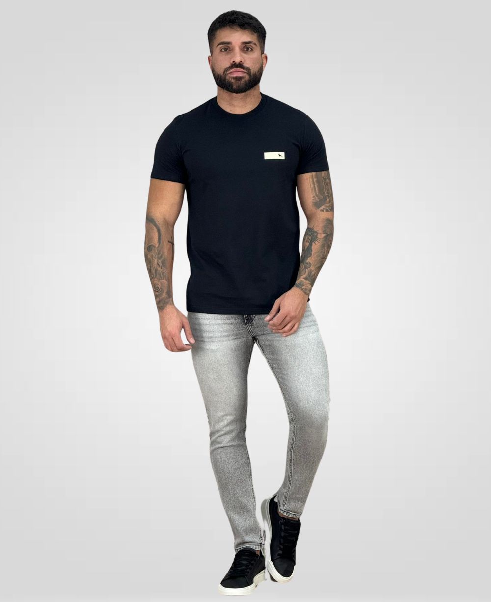 Camiseta Preta Casual Masculina Wolf Neon - Acostamento