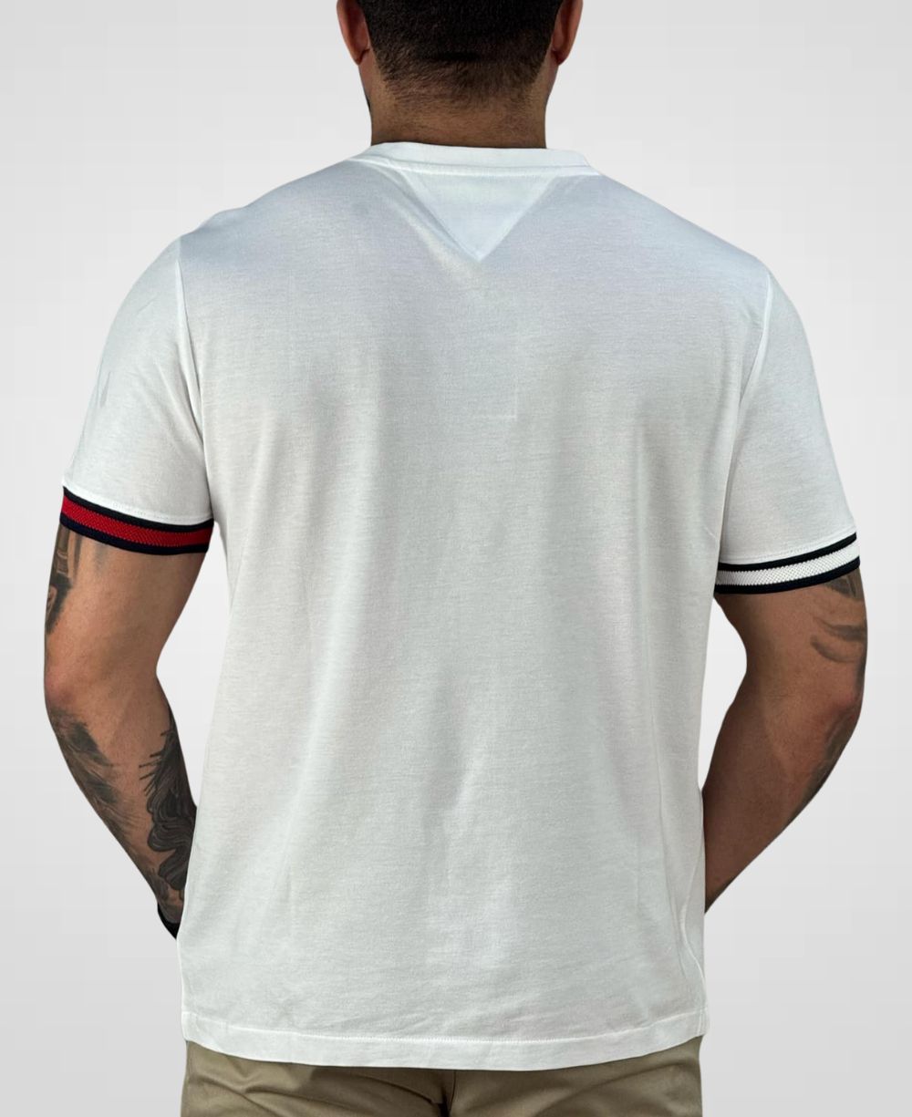 Camiseta Branca Piquet Detalhe Na Manga Masculina Regular Fit - Tommy Hilfiger