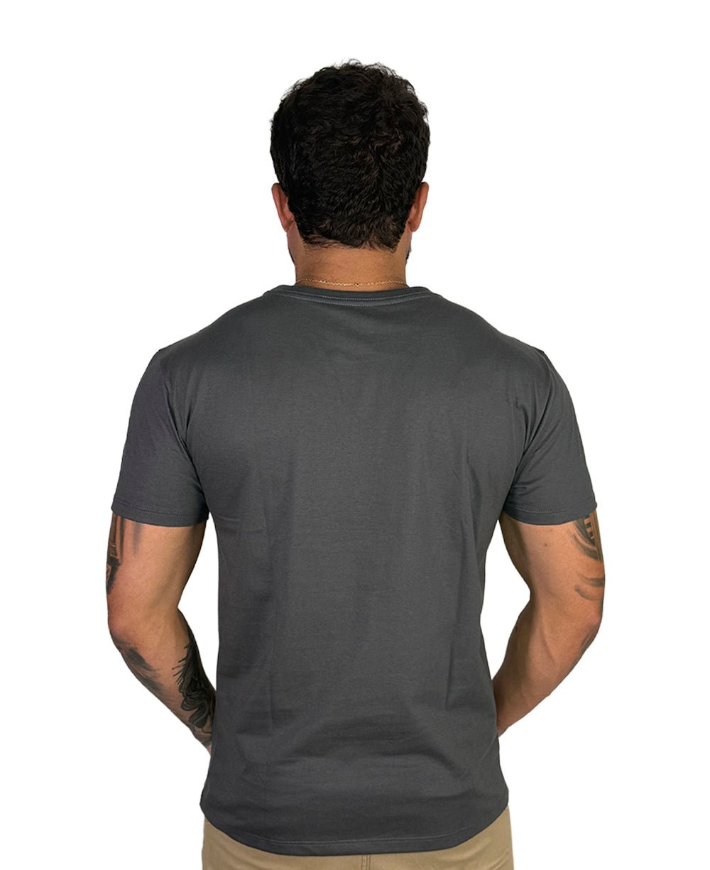 Camiseta Cinza Chumbo Masculina Pica-Pau Bordado - Reserva
