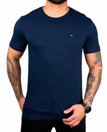 Camiseta Azul Marinho Masculina Logo no Peito - Tommy Hilfiger