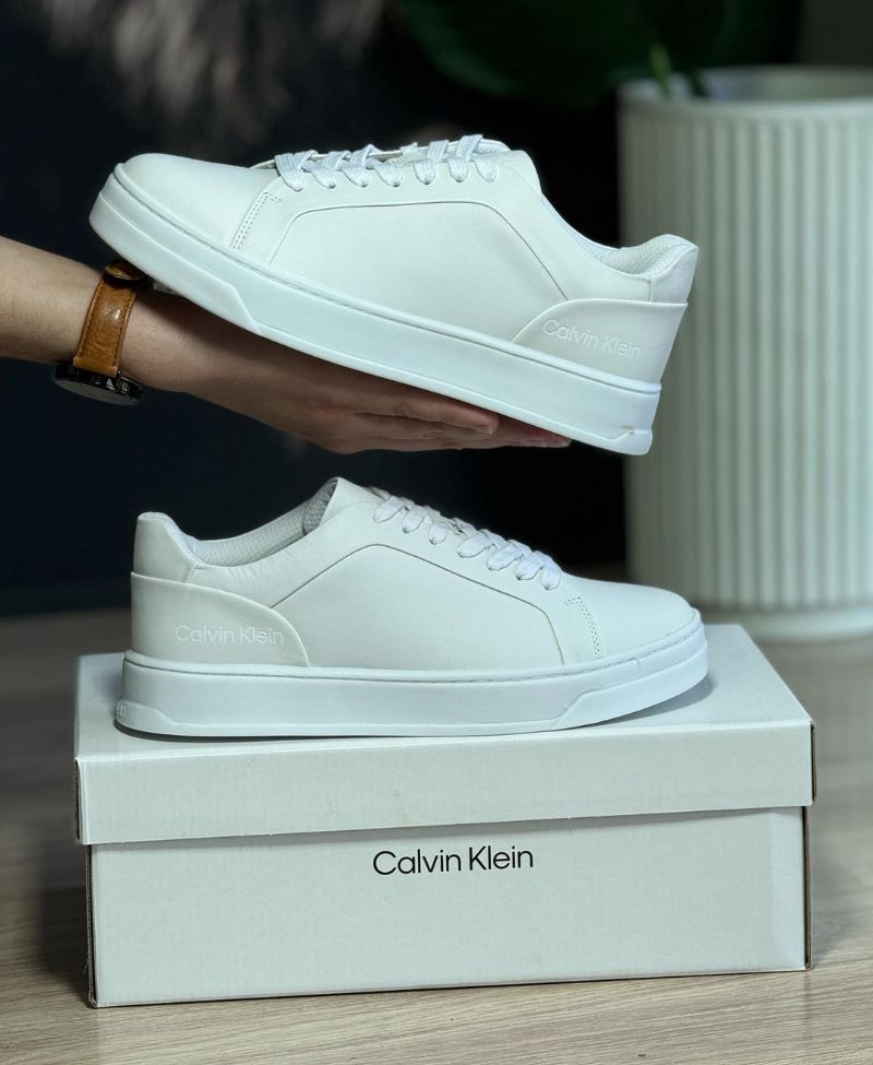 Tênis Branco Masculino De Couro Cano Baixo - Calvin Klein