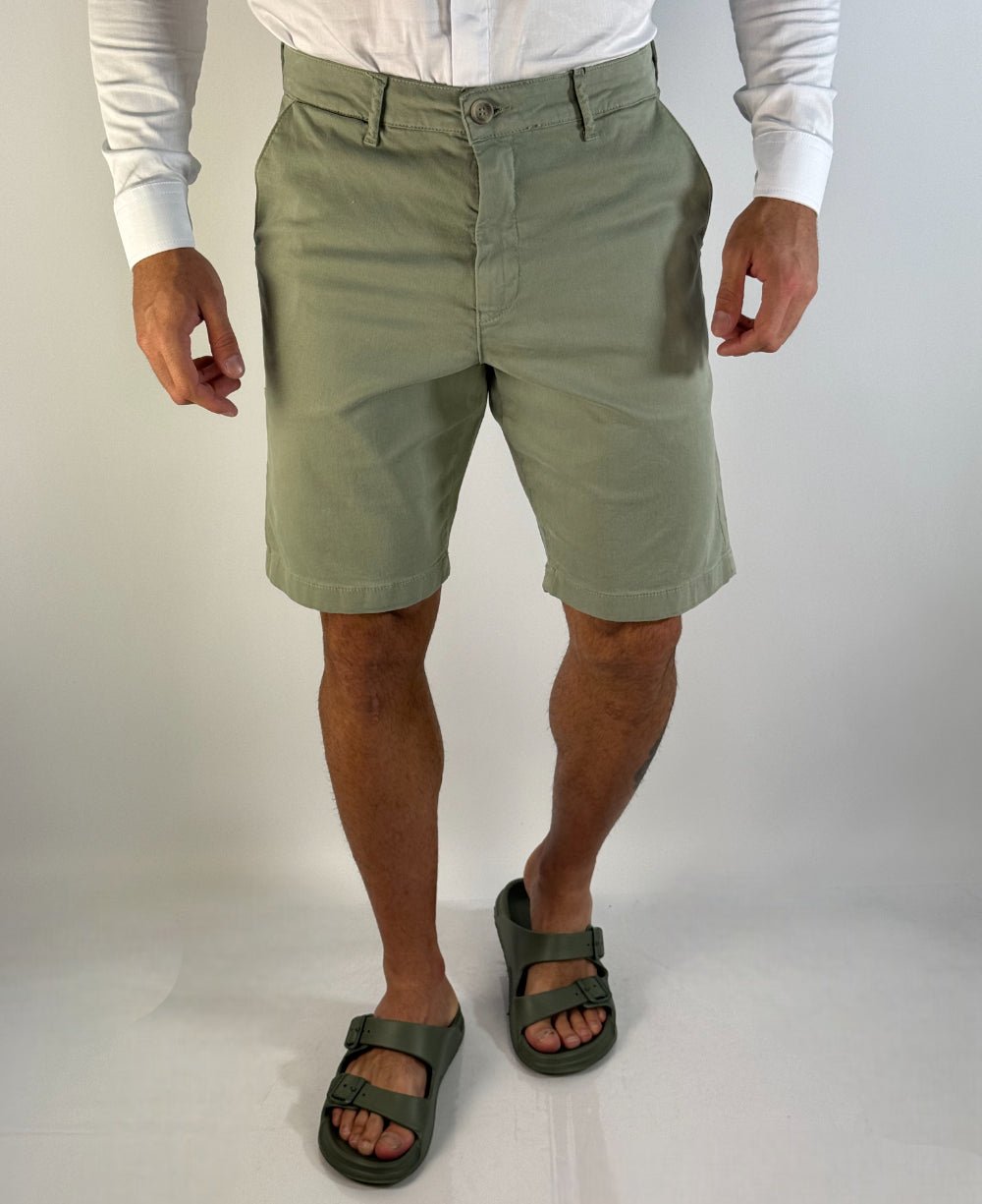 Bermuda Alfaiataria Verde água Masculino - Visual Jeans