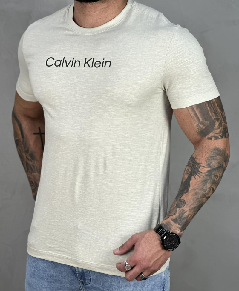 Camiseta T- Shirt Bege Masculina Com Logo Da Marca - Calvin Klein