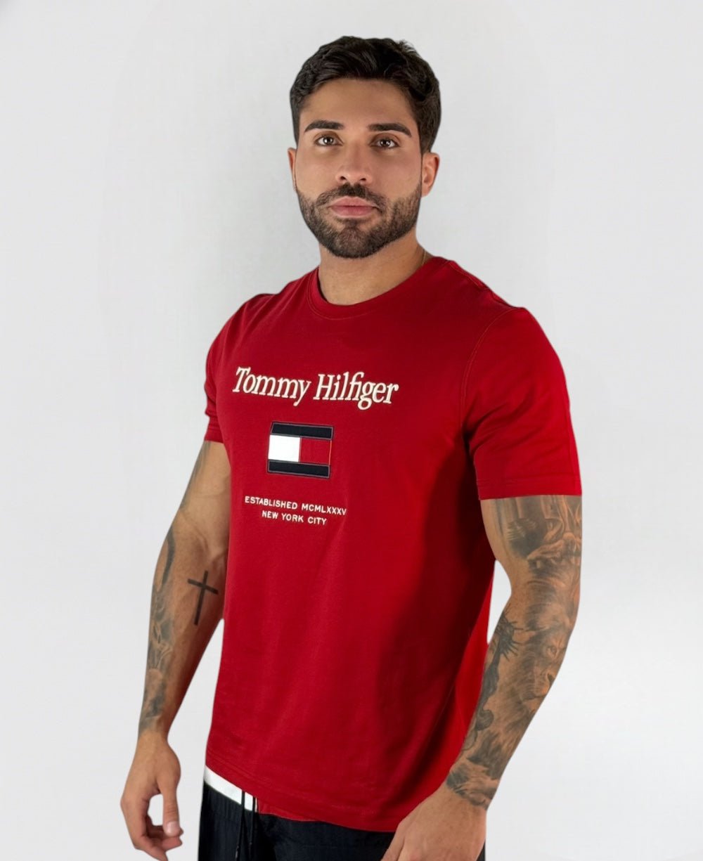 Camiseta Embro Flag Tee Vermelha - Tommy Hilfigier