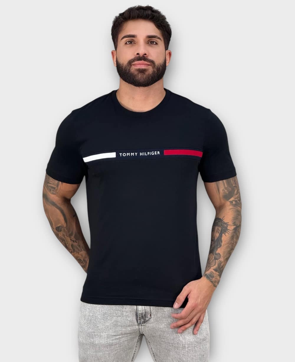 Camiseta Preto Masculina Chest Insert Tee - Tommy Hilfiger