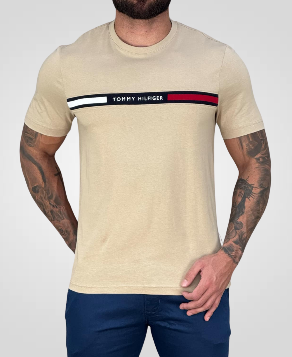 Camiseta Caqui Masculina Chest Insert Tee - Tommy Hilfiger
