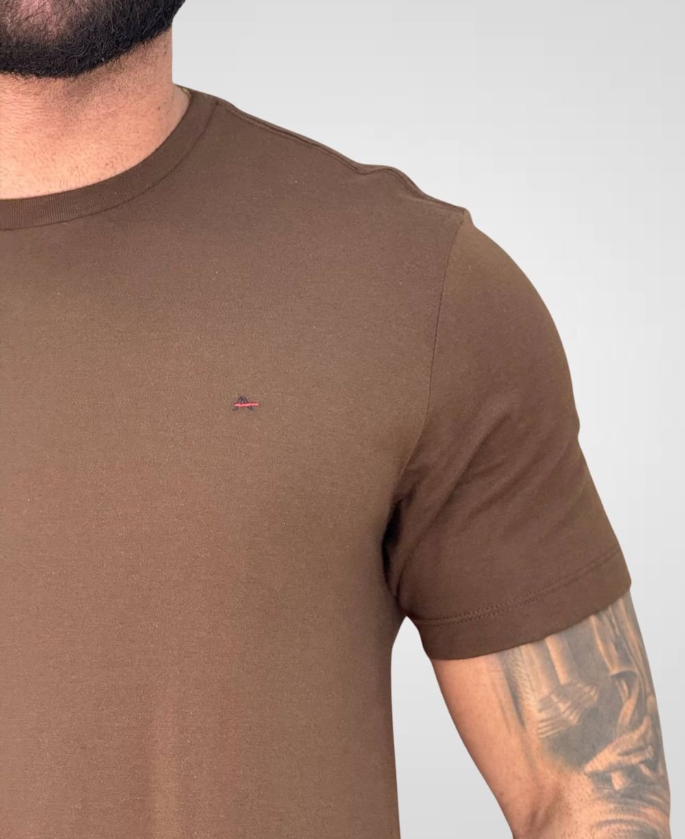 Camiseta Chocolate Masculina Malha Regular - Aramis