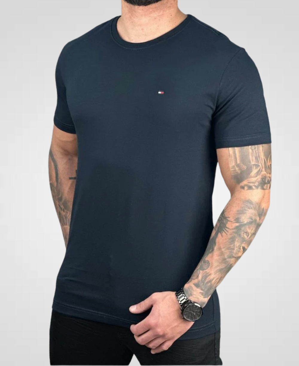 Camiseta Azul Marinho Masculina Logo no Peito - Tommy Hilfiger