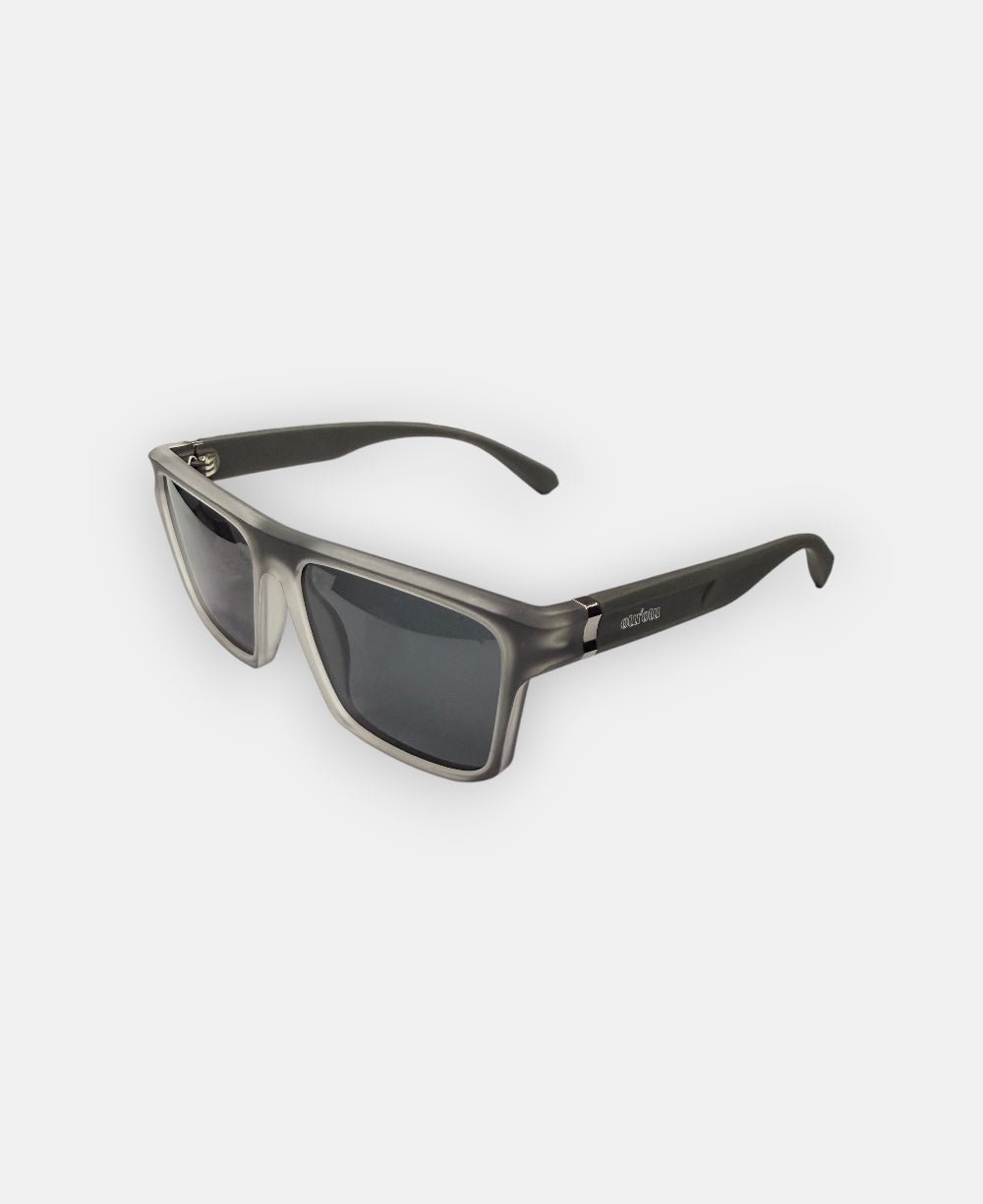 Óculos de Sol Cinza Masculino Armação Fosca Moderna - Olu'Olu Sunglass