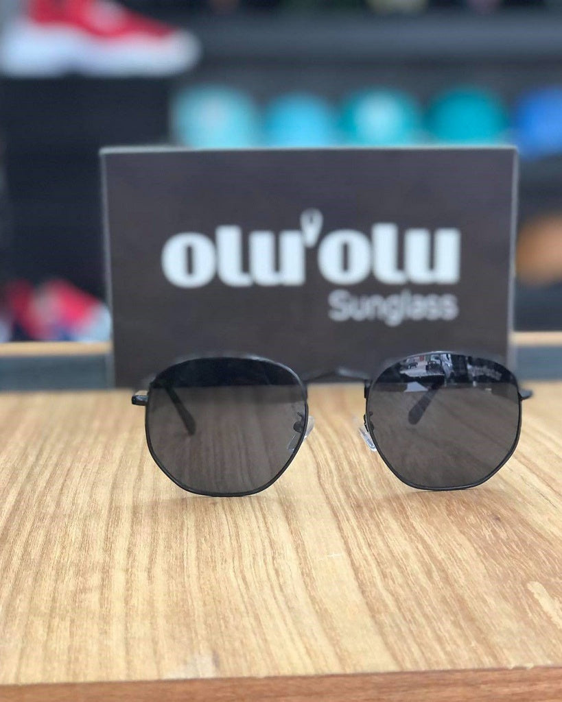 Óculos de Sol Preto C1 5322 - Olu'Olu Sunglass